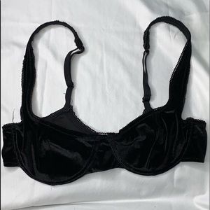 Sexy felt black bra